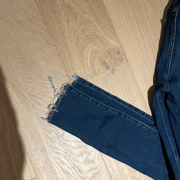 Abercrombie & Fitch - High Rise Legging Jeans - Picture 6 of 6